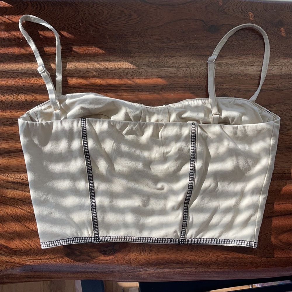 Princess Polly Leilani Top | US 4 | Beige - Picture 6 of 8